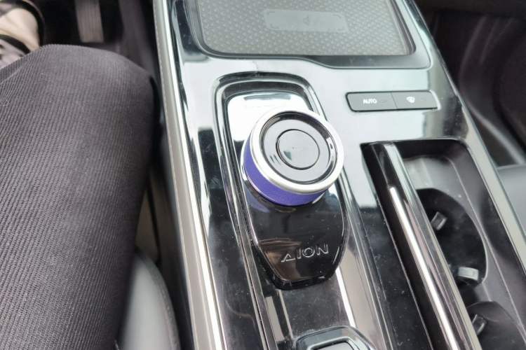 Used AION S Plus 2023 80 Tech Edition Ternary Lithium Gear Lever