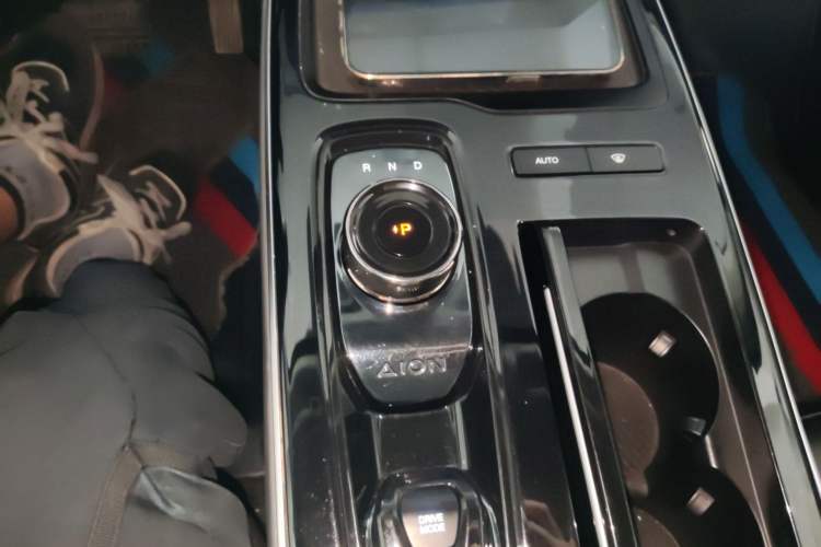 Used AION S Plus 2023 70 Intelligent Edition Ternary Lithium Gear Lever