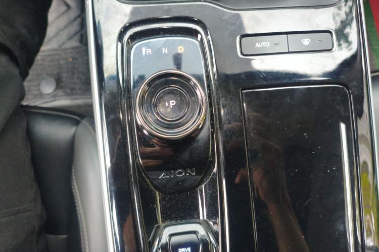 Used AION S Plus 2023 70 Intelligent Edition Lithium Iron Phosphate Gear Lever