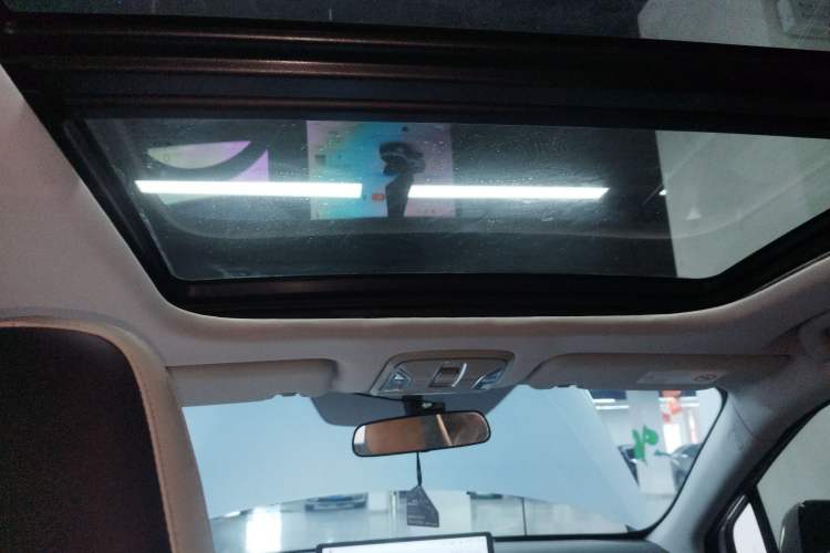 Used AION S Plus 2023 70 Enjoy Edition Lithium Iron Phosphate Headliner