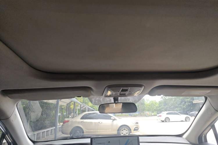 Used AION S Plus 2023 70 Intelligent Edition Lithium Iron Phosphate Headliner
