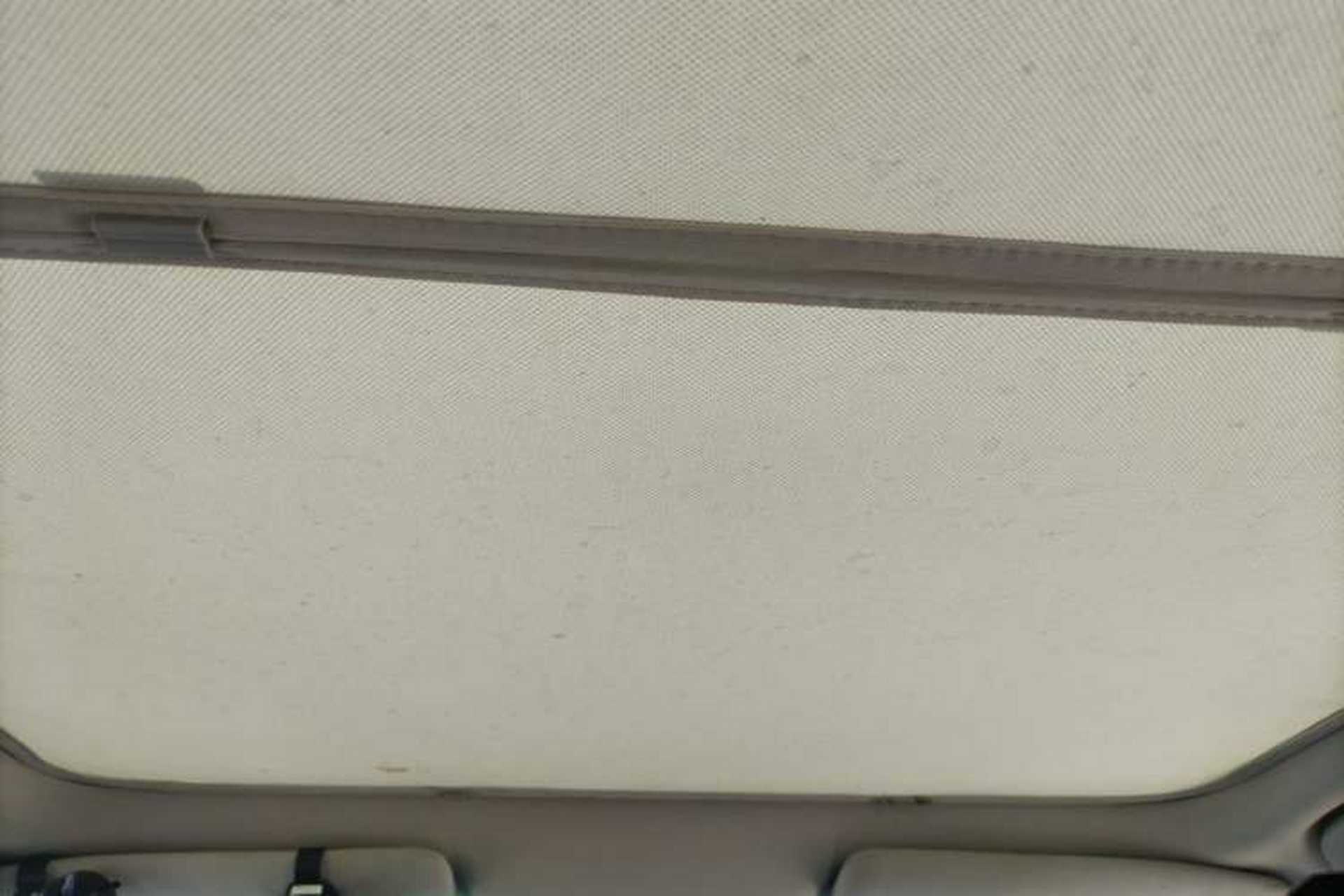 Used AION S Plus 2023 80 Tech Edition Ternary Lithium Headliner