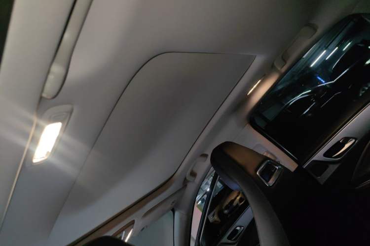 Used AION S Plus 2023 70 Enjoy Edition Lithium Iron Phosphate Headliner