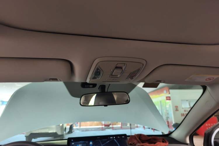 Used AION S Plus 2023 70 Intelligent Edition Lithium Iron Phosphate Headliner