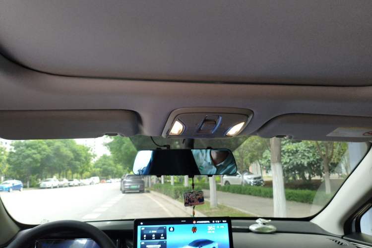 Used AION S Plus 2023 70 Enjoyment Edition Ternary Lithium Headliner
