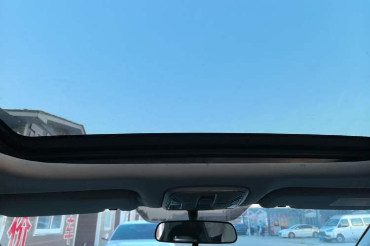 Used AION S Plus 2023 70 Intelligent Edition Lithium Iron Phosphate Headliner