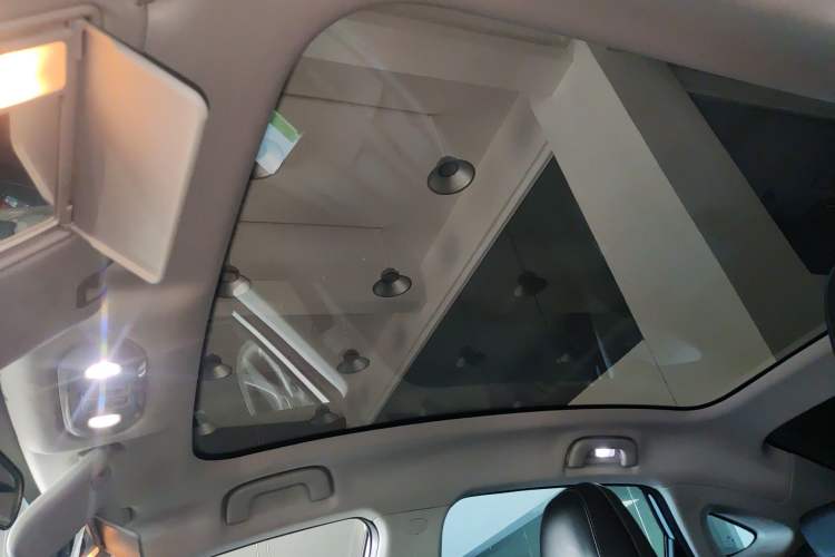 Used AION S Plus 2023 70 Intelligent Edition Ternary Lithium Headliner