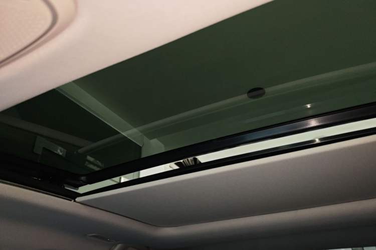 Used AION S Plus 2023 70 Enjoy Edition Lithium Iron Phosphate Headliner