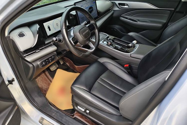 Used AION S Plus 2023 70 Intelligent Driving Version Ternary Lithium Interior 2