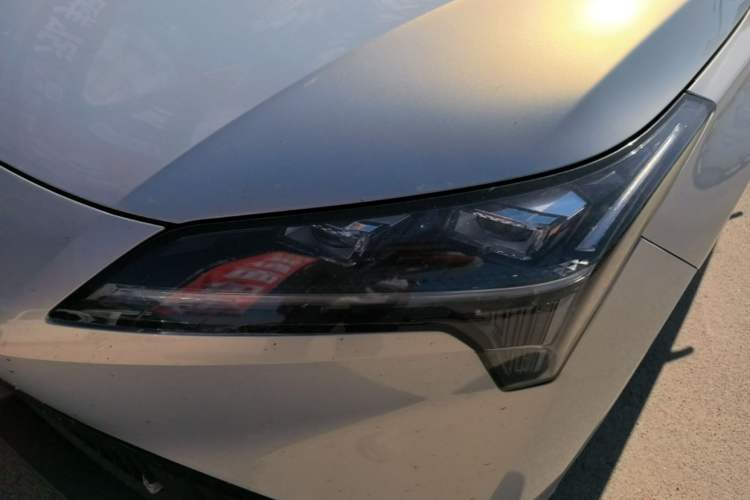 Used AION S Plus 2023 70 Intelligent Edition Lithium Iron Phosphate Left Front Headlight
