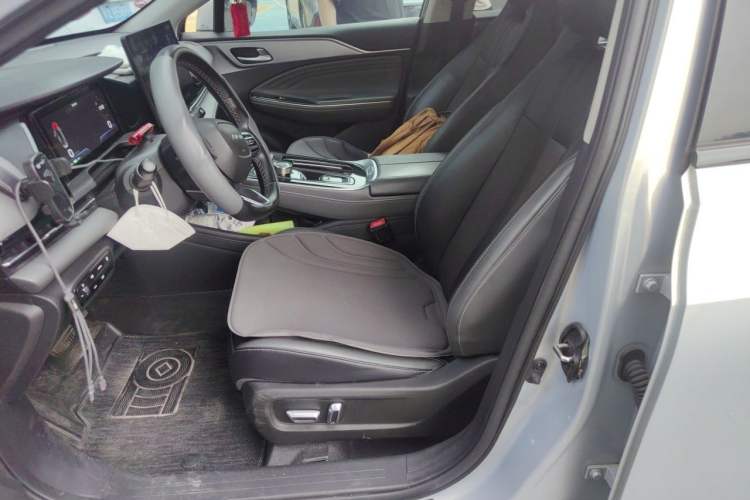 Used AION S Plus 2023 70 Enjoy Edition Lithium Iron Phosphate Left Front Seat