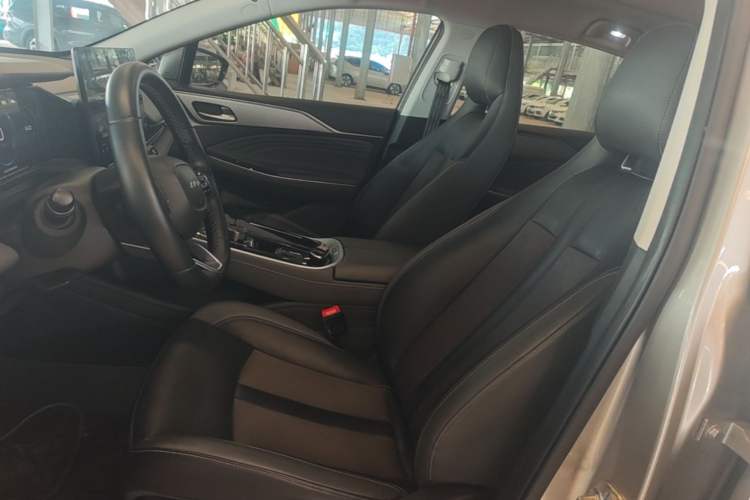Used AION S Plus 2023 70 Intelligent Edition Lithium Iron Phosphate Left Front Seat