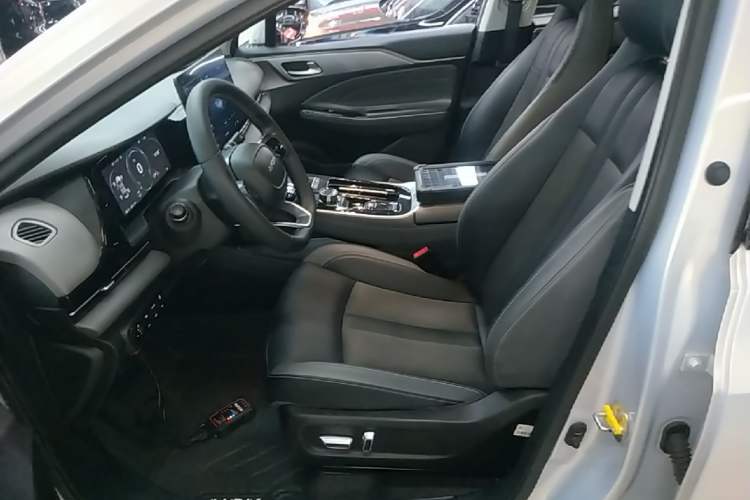 Used AION S Plus 2023 80 Tech Edition Ternary Lithium Left Front Seat