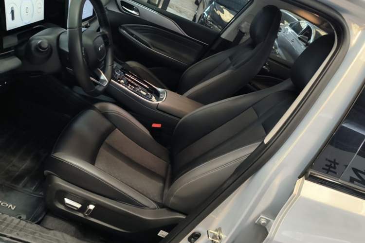 Used AION S Plus 2023 70 Enjoy Edition Lithium Iron Phosphate Left Front Seat