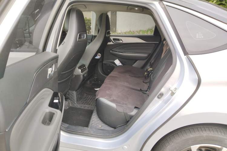 Used AION S Plus 2023 80 Tech Edition Ternary Lithium Left Rear Seat