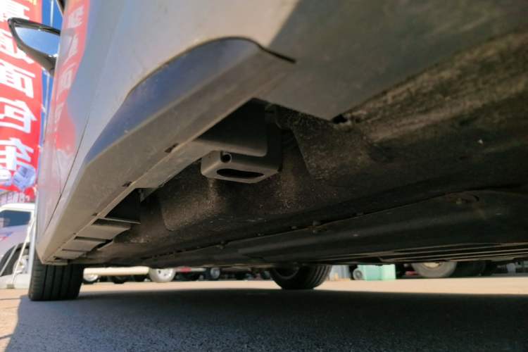 Used AION S Plus 2023 70 Intelligent Edition Lithium Iron Phosphate Left Side Sill