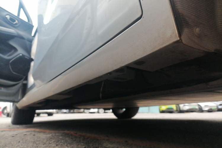 Used AION S Plus 2023 70 Intelligent Edition Ternary Lithium Left Side Sill