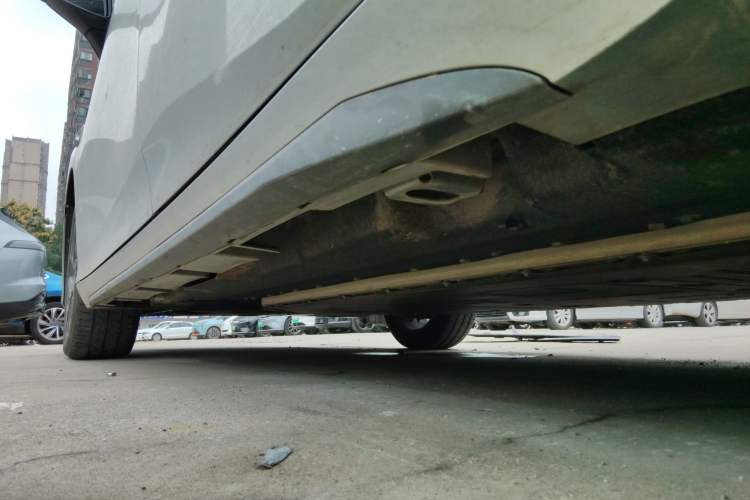 Used AION S Plus 2023 70 Enjoyment Edition Ternary Lithium Left Side Sill