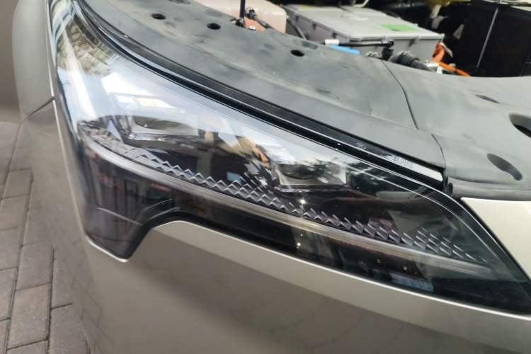 Used AION S Plus 2023 80 Tech Edition Ternary Lithium Right Front Headlight