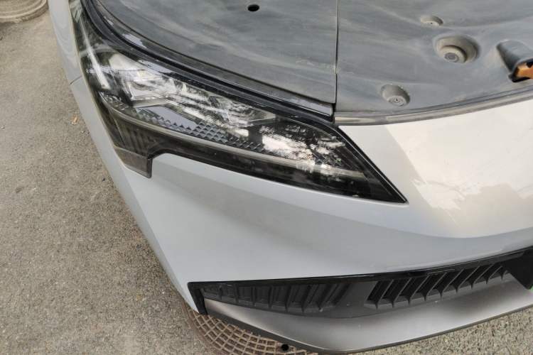 Used AION S Plus 2023 80 Tech Edition Ternary Lithium Right Front Headlight