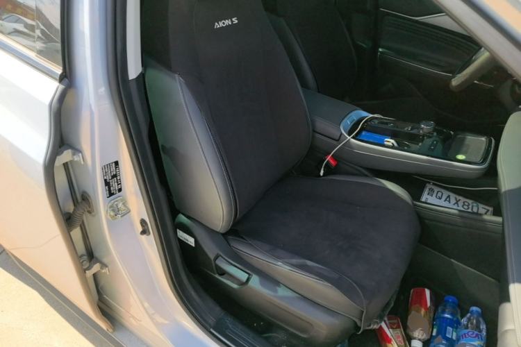 Used AION S Plus 2023 70 Intelligent Edition Lithium Iron Phosphate Right Front Seat
