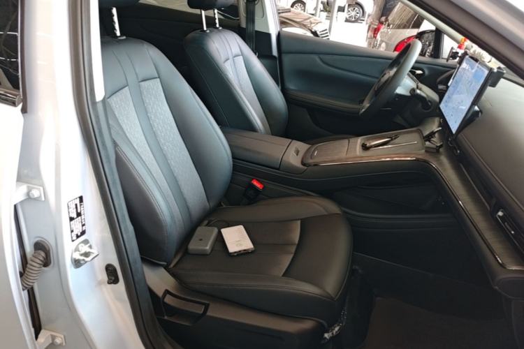 Used AION S Plus 2023 80 Tech Edition Ternary Lithium Right Front Seat