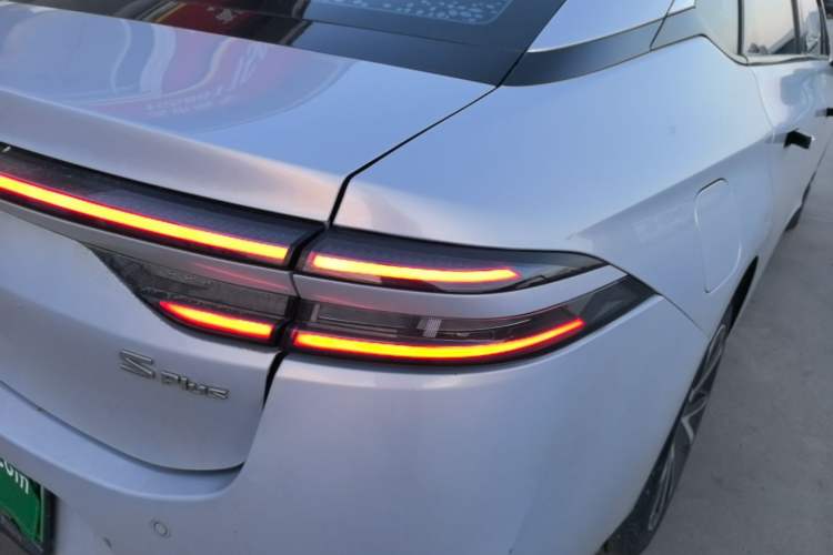 Used AION S Plus 2023 70 Intelligent Edition Lithium Iron Phosphate Right Rear Taillight