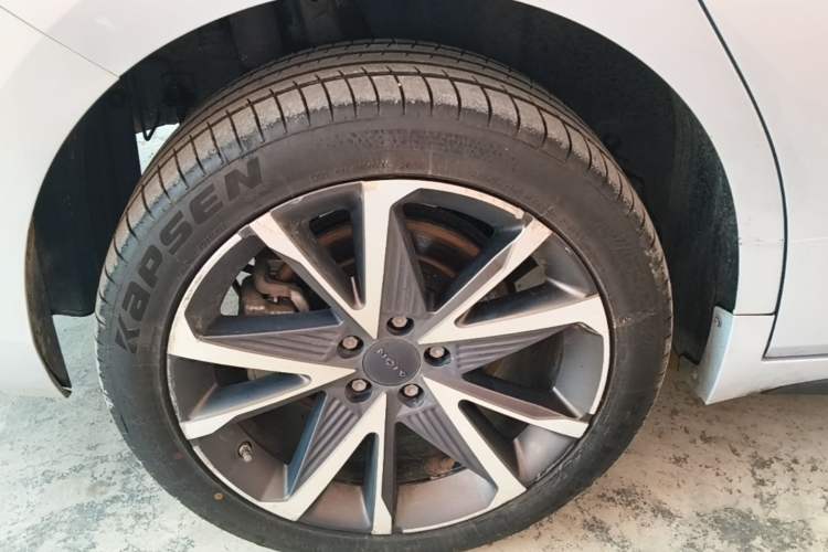 Used AION S Plus 2023 80 Tech Edition Ternary Lithium Right Rear Wheel Hub