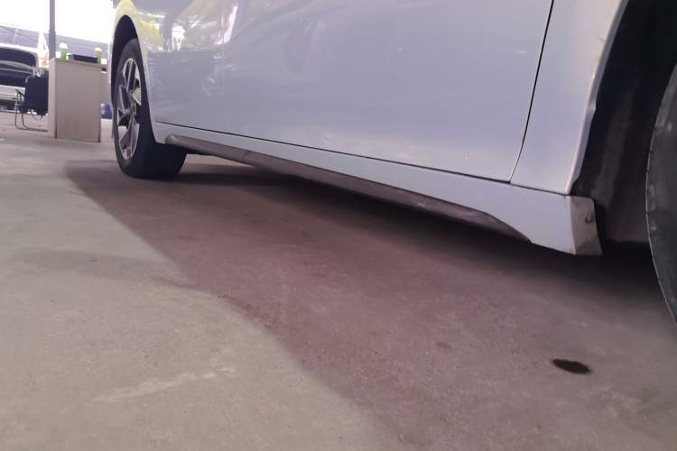 Used AION S Plus 2023 70 Enjoy Edition Lithium Iron Phosphate Right Side Sill