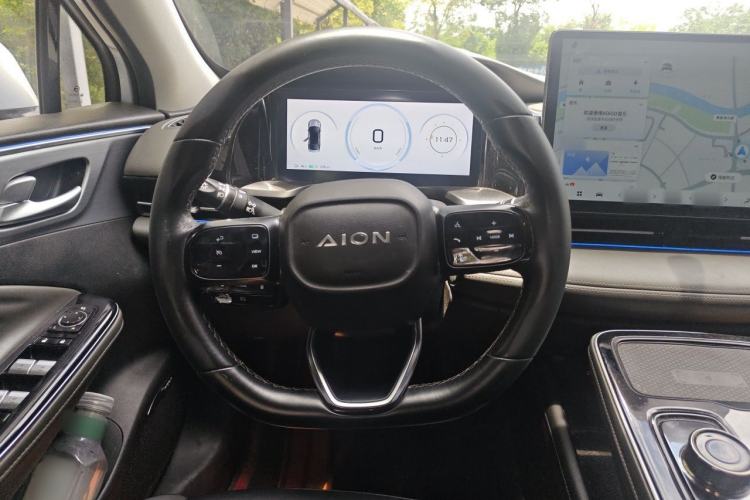 Used AION S Plus 2023 70 Intelligent Edition Lithium Iron Phosphate Steering Wheel