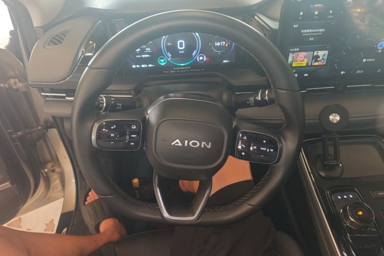 Used AION S Plus 2023 70 Intelligent Edition Lithium Iron Phosphate Steering Wheel