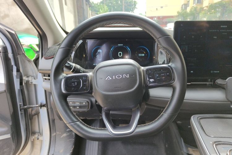 Used AION S Plus 2023 70 Intelligent Edition Lithium Iron Phosphate Steering Wheel