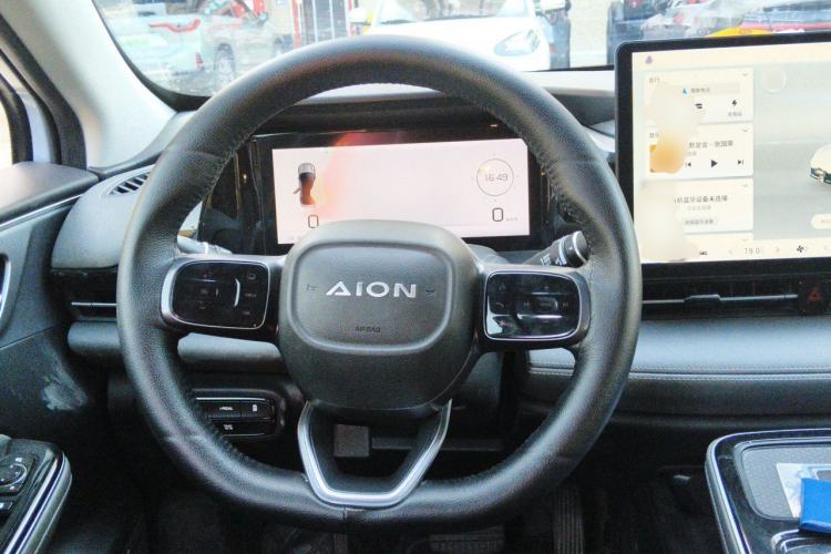 Used AION S Plus 2023 70 Intelligent Edition Lithium Iron Phosphate Steering Wheel