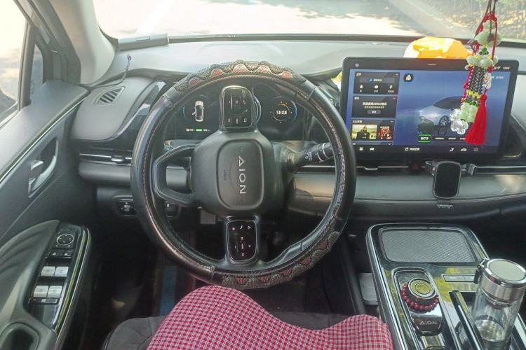 Used AION S Plus 2023 70 Enjoy Edition Lithium Iron Phosphate Steering Wheel