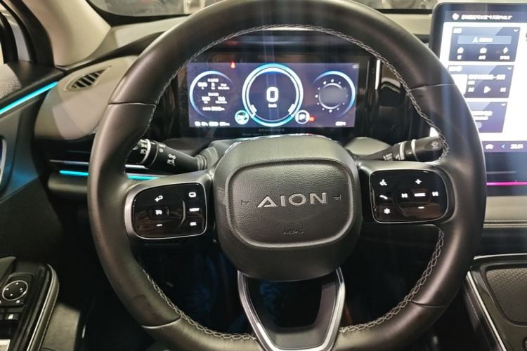 Used AION S Plus 2023 70 Enjoy Edition Lithium Iron Phosphate Steering Wheel