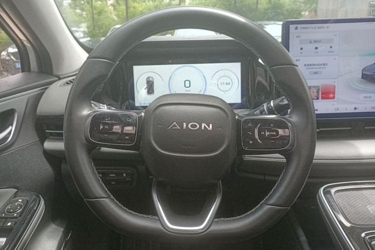 Used AION S Plus 2023 70 Intelligent Edition Lithium Iron Phosphate Steering Wheel