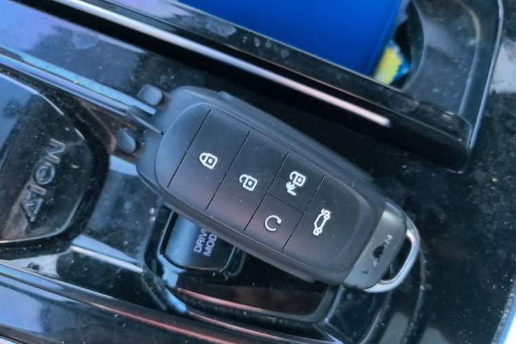 Used AION S Plus 2023 70 Intelligent Edition Lithium Iron Phosphate Vehicle Key