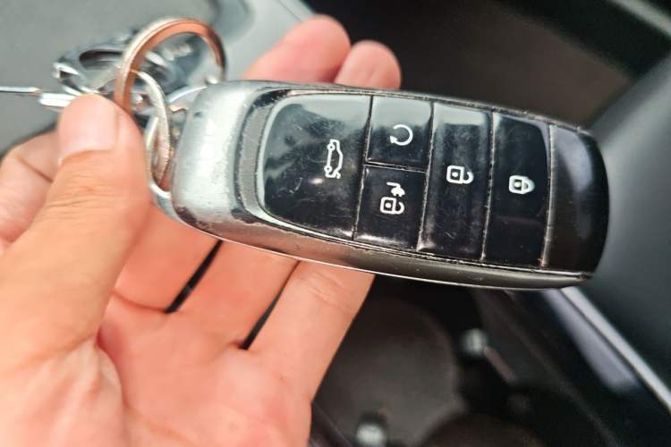 Used AION S Plus 2023 70 Enjoy Edition Lithium Iron Phosphate Vehicle Key