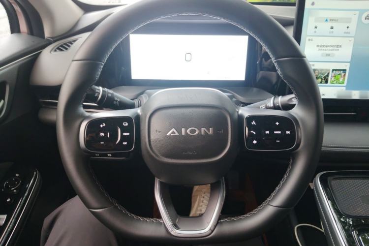 Used AION S Plus 2023 70 Intelligent Edition Lithium Iron Phosphate Steering Wheel