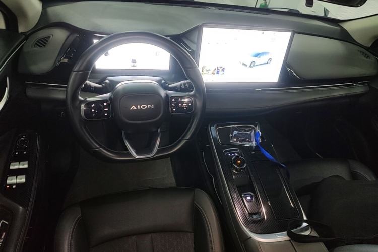 Used AION S Plus 2023 70 Intelligent Edition Lithium Iron Phosphate Center Console