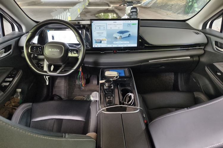 Used AION S Plus 2023 70 Enjoy Edition Lithium Iron Phosphate Center Console