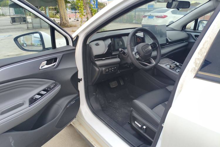 Used AION S Plus 2023 70 Intelligent Edition Lithium Iron Phosphate Driver Seat