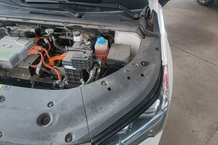 Used AION S Plus 2023 80 Tech Edition Ternary Lithium Engine Bay Left
