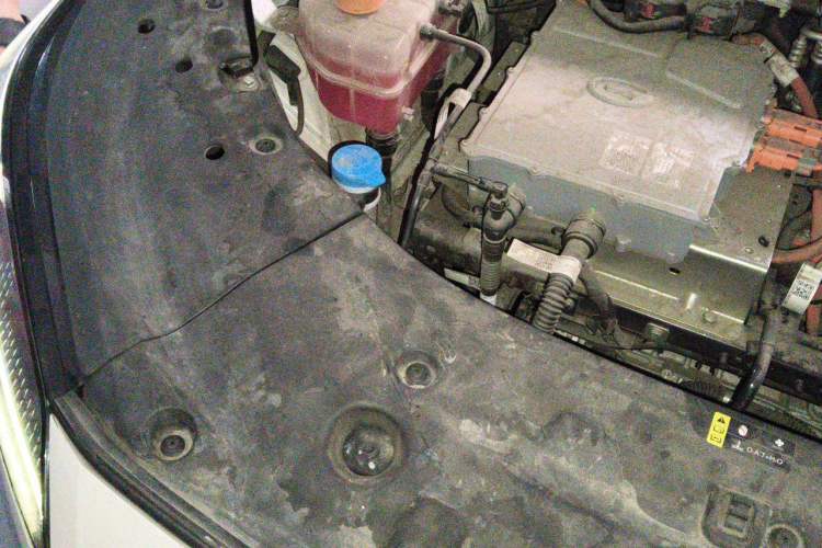 Used AION S Plus 2023 70 Intelligent Edition Lithium Iron Phosphate Engine Bay Right