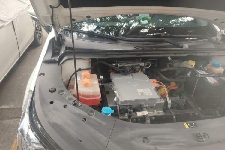 Used AION S Plus 2023 70 Enjoy Edition Lithium Iron Phosphate Engine Bay Right