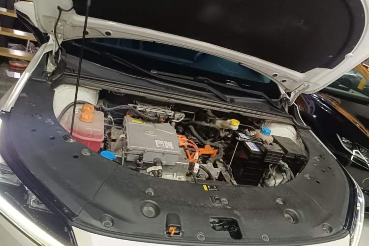 Used AION S Plus 2023 70 Enjoy Edition Lithium Iron Phosphate Engine Bay