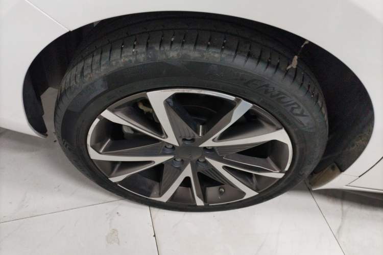 Used AION S Plus 2023 70 Intelligent Edition Lithium Iron Phosphate Exterior 4