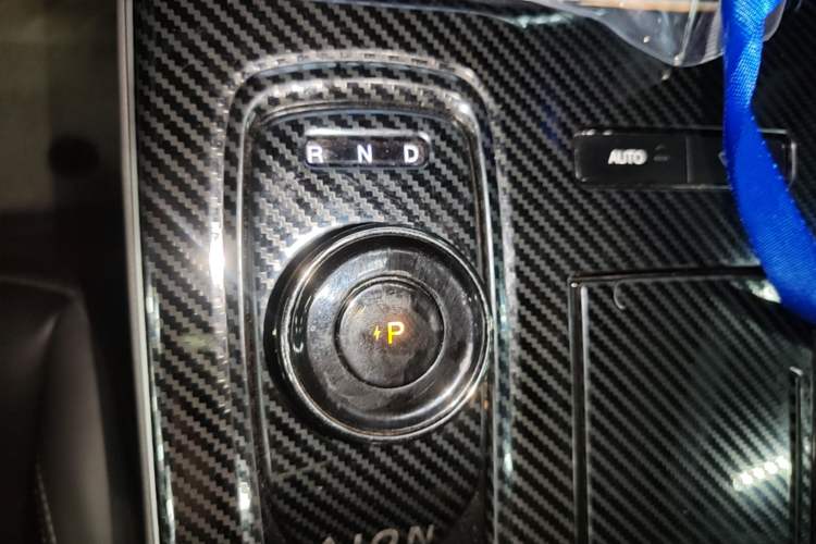 Used AION S Plus 2023 70 Intelligent Edition Lithium Iron Phosphate Gear Lever