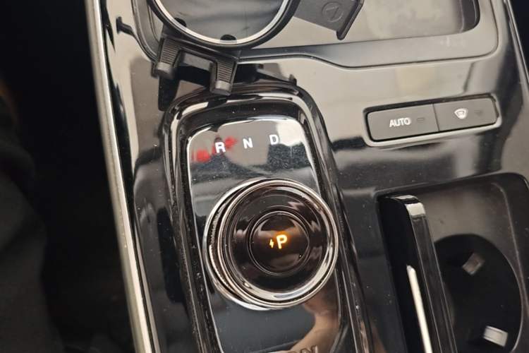 Used AION S Plus 2023 70 Enjoyment Edition Ternary Lithium Gear Lever