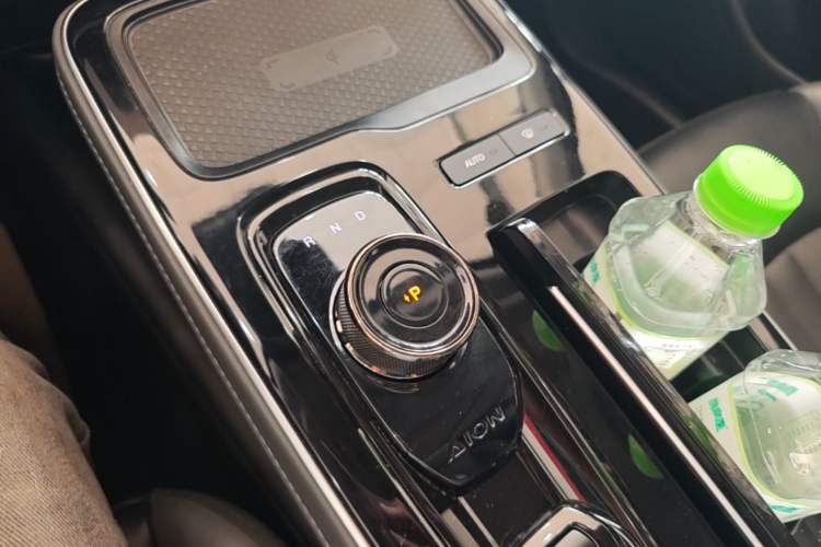 Used AION S Plus 2023 70 Intelligent Driving Version Ternary Lithium Gear Lever